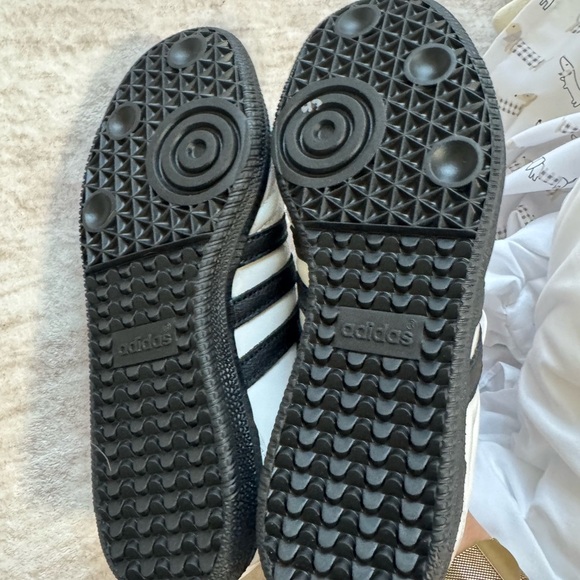 Adidas Samba LT W shoe in Cloud White patent leather women’s 7 brand new - Picture 4 of 8